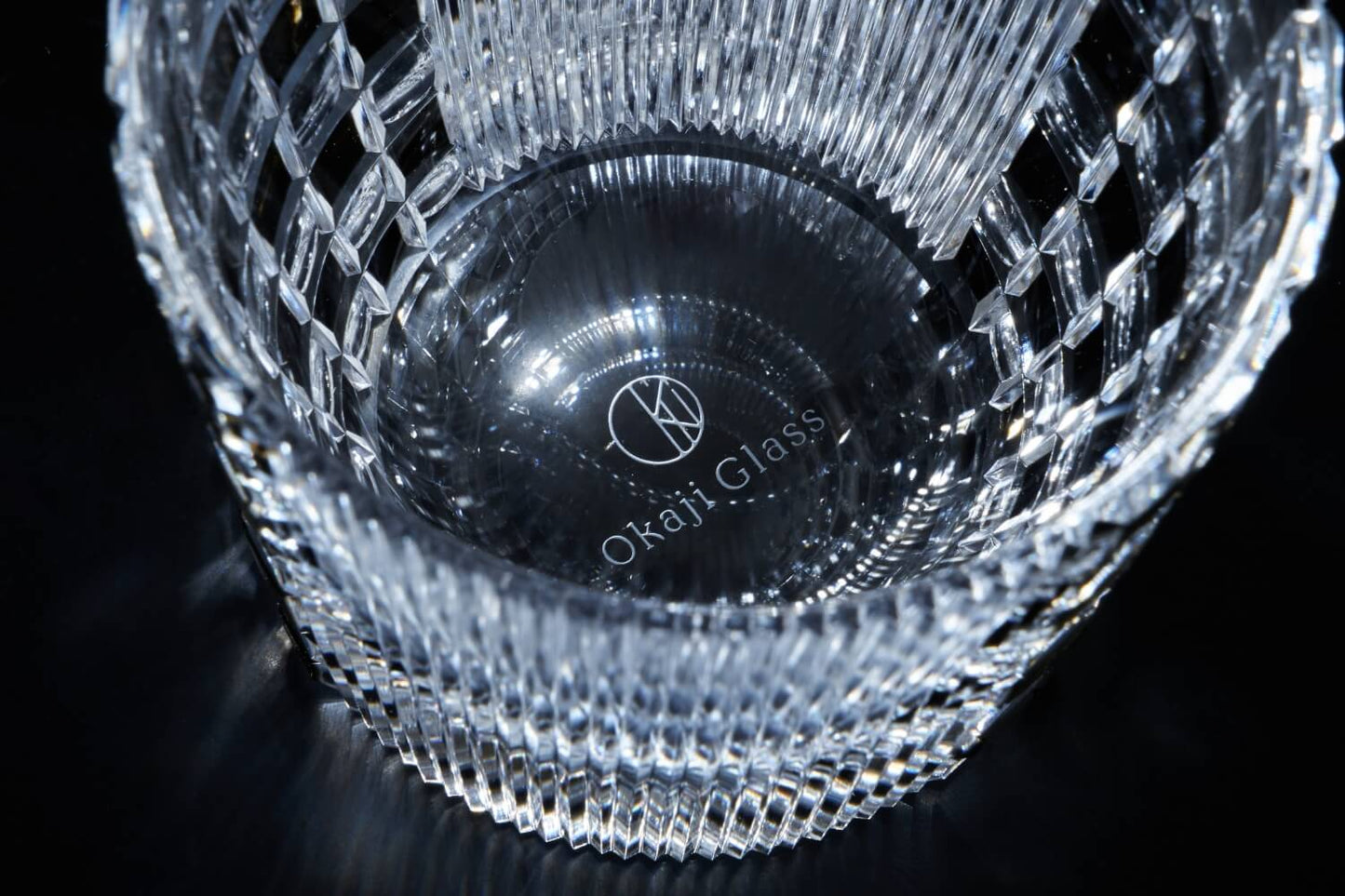 OKAJI GLASS 江戸切子「波紋」漆黒